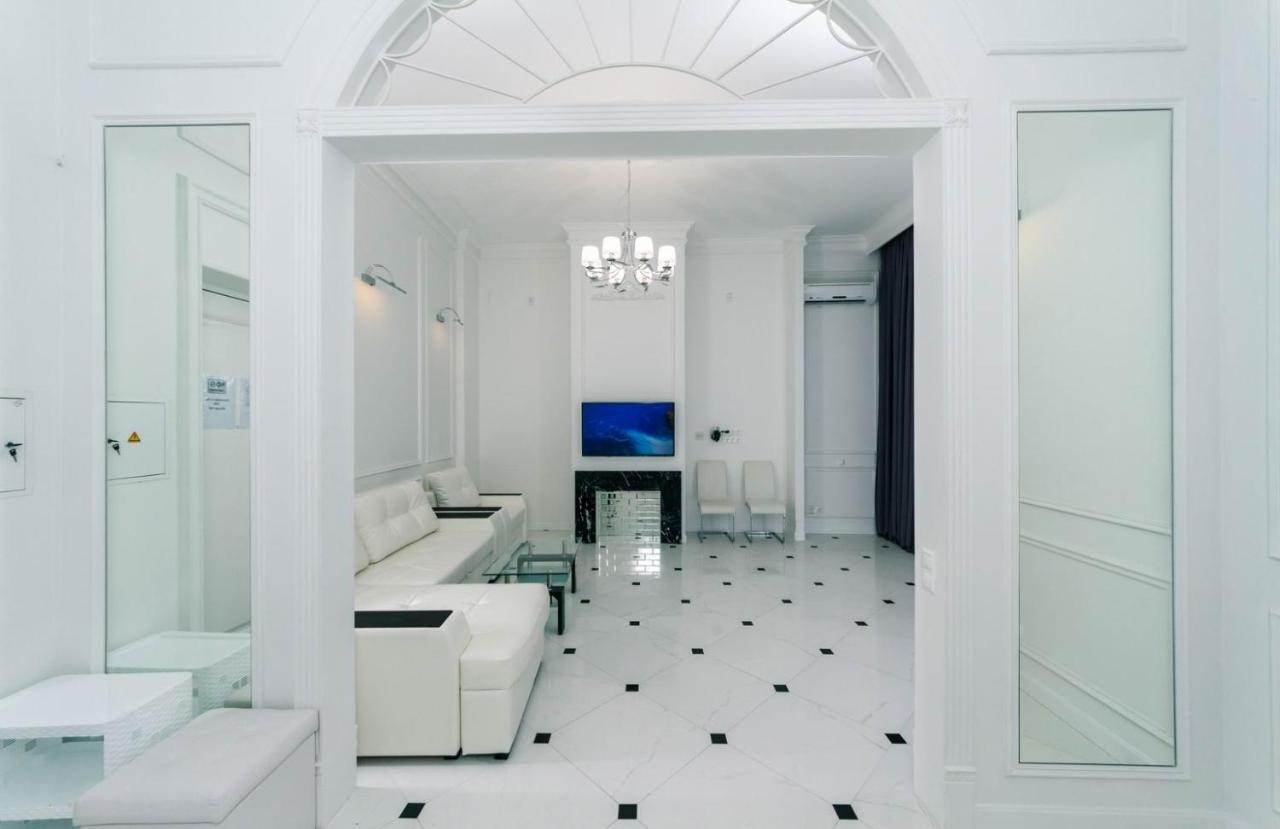 Vip Near Premier Palace & Arena City Київ Екстер'єр фото