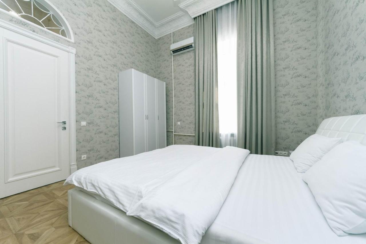 Vip Near Premier Palace & Arena City Київ Екстер'єр фото
