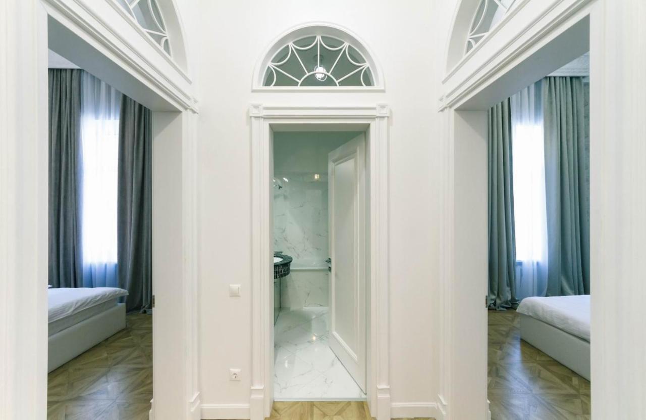 Vip Near Premier Palace & Arena City Київ Екстер'єр фото